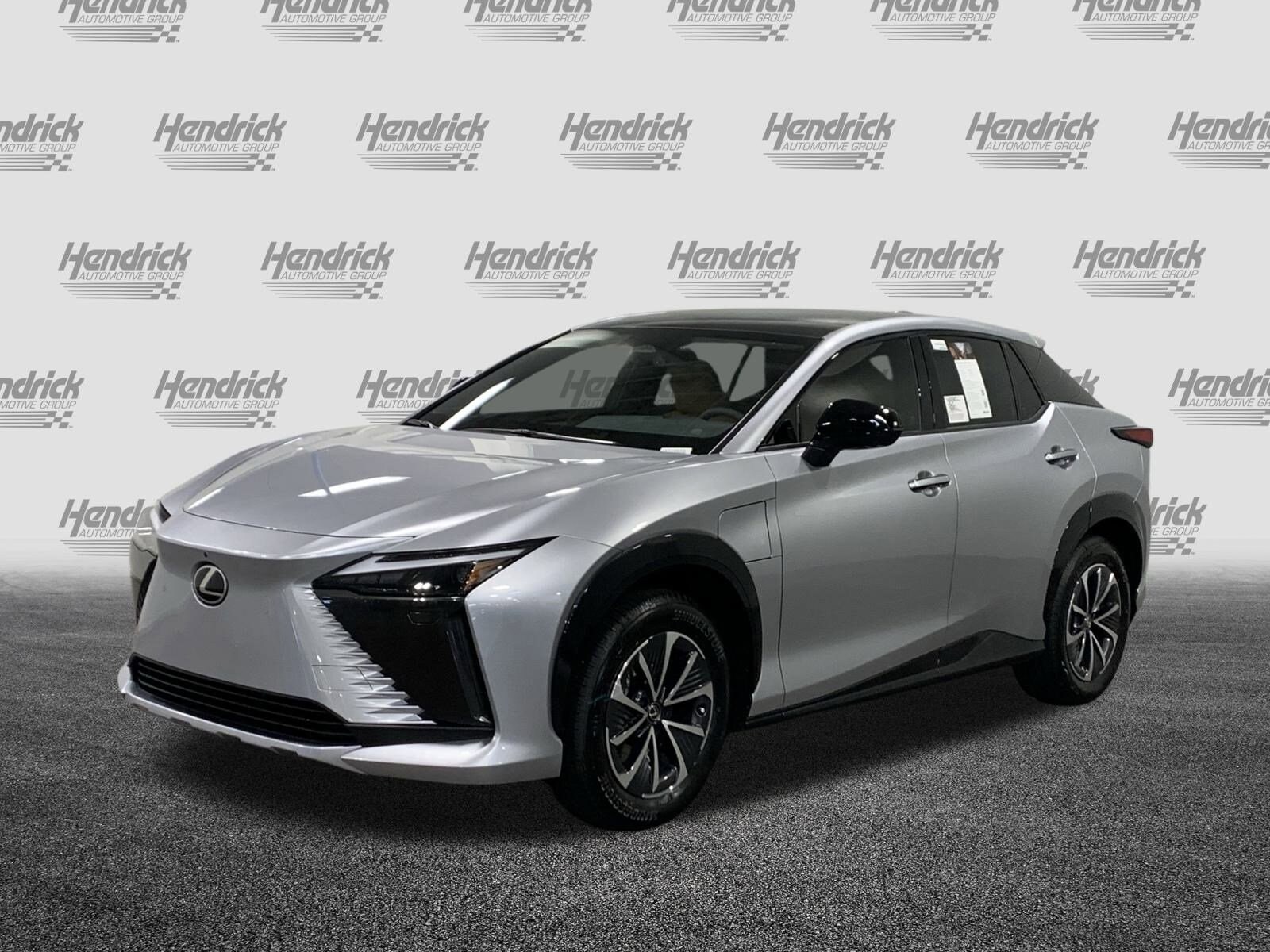 2025 Lexus RZ 300e Premium photo 3