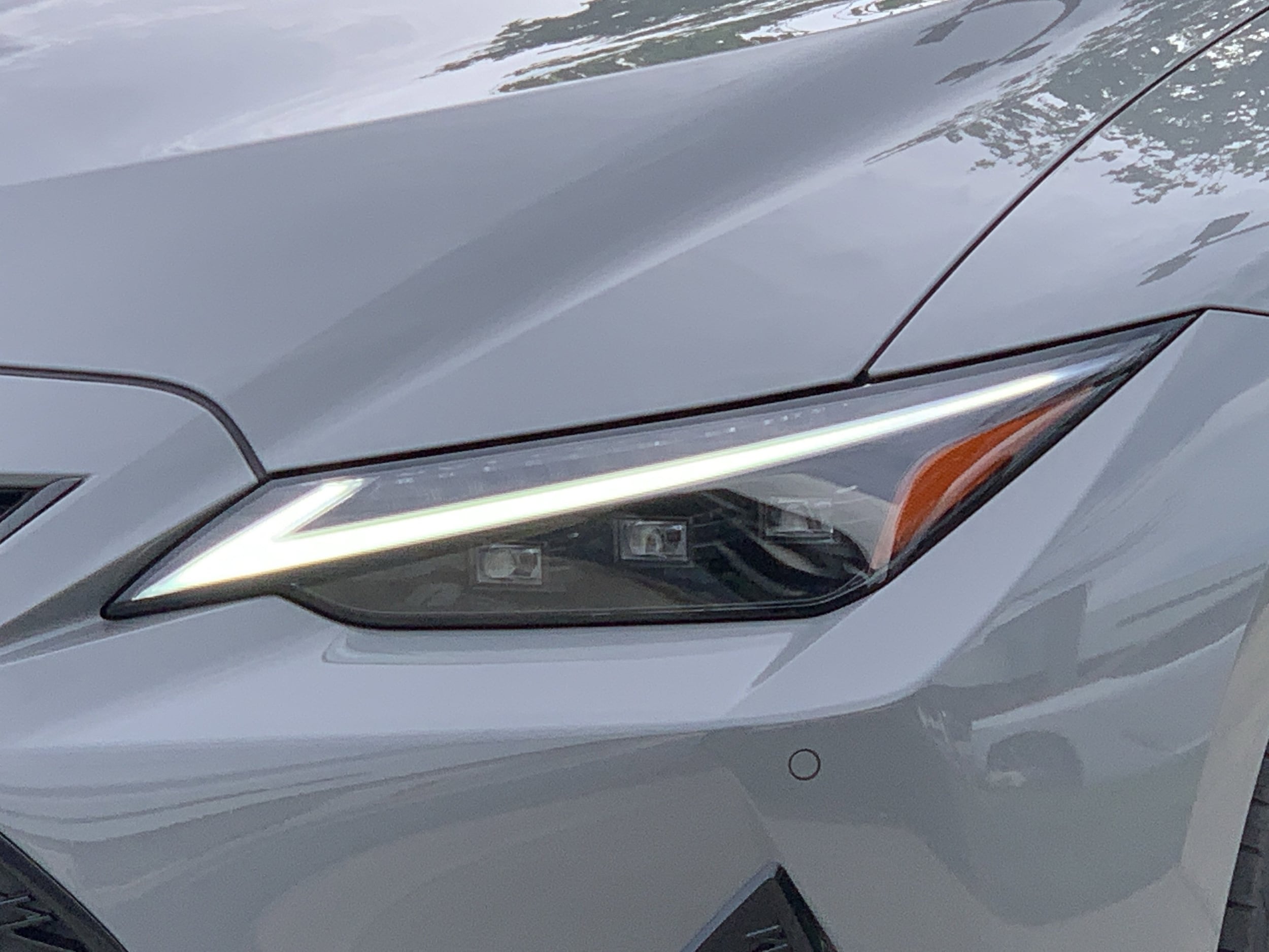 2024 LEXUS IS 350 350 F SPORT photo 4