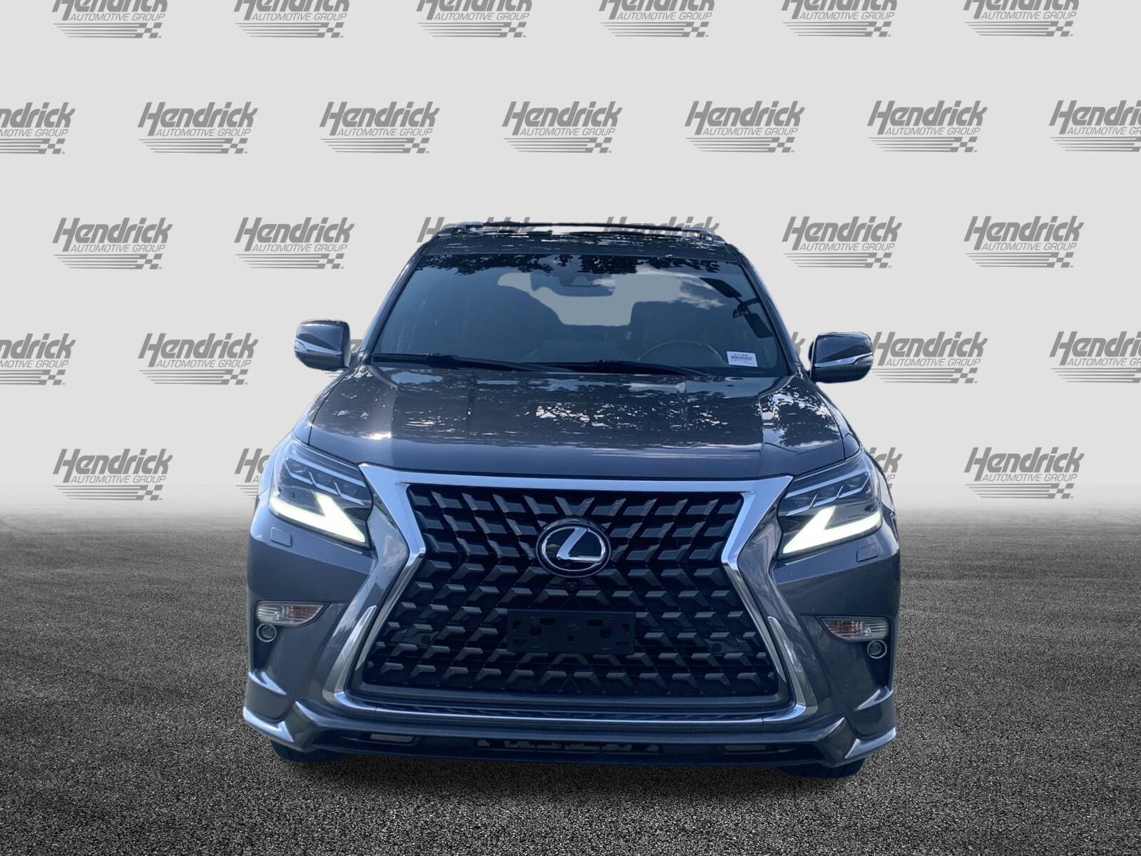 2023 Lexus GX 460 Luxury photo 2
