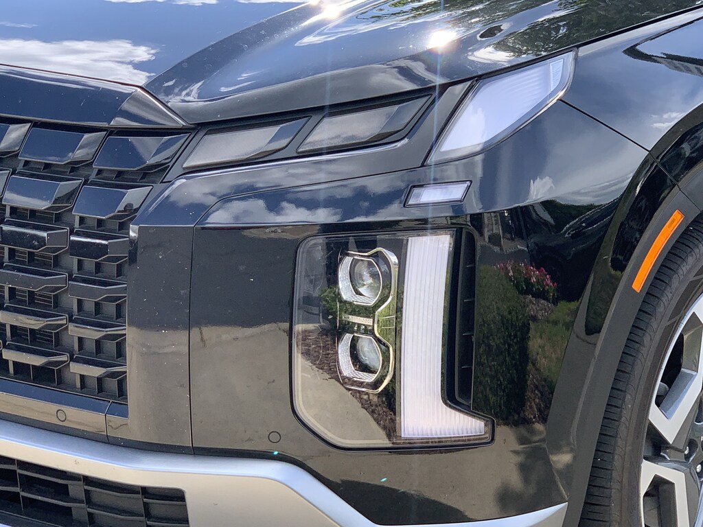 Used 2025 Hyundai Palisade SEL Premium 7P SUV
