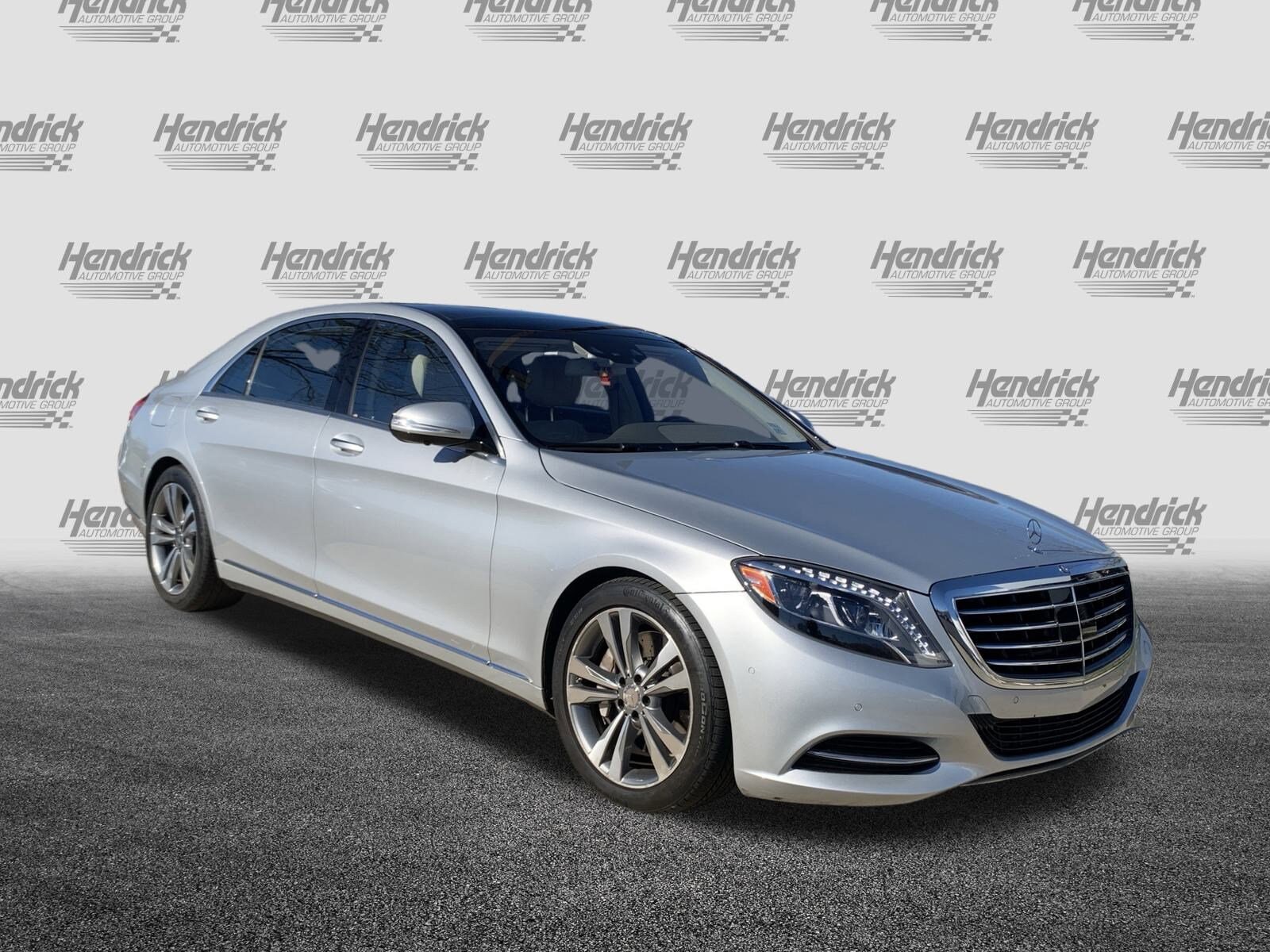 2015 Mercedes Benz S 550 photo 2
