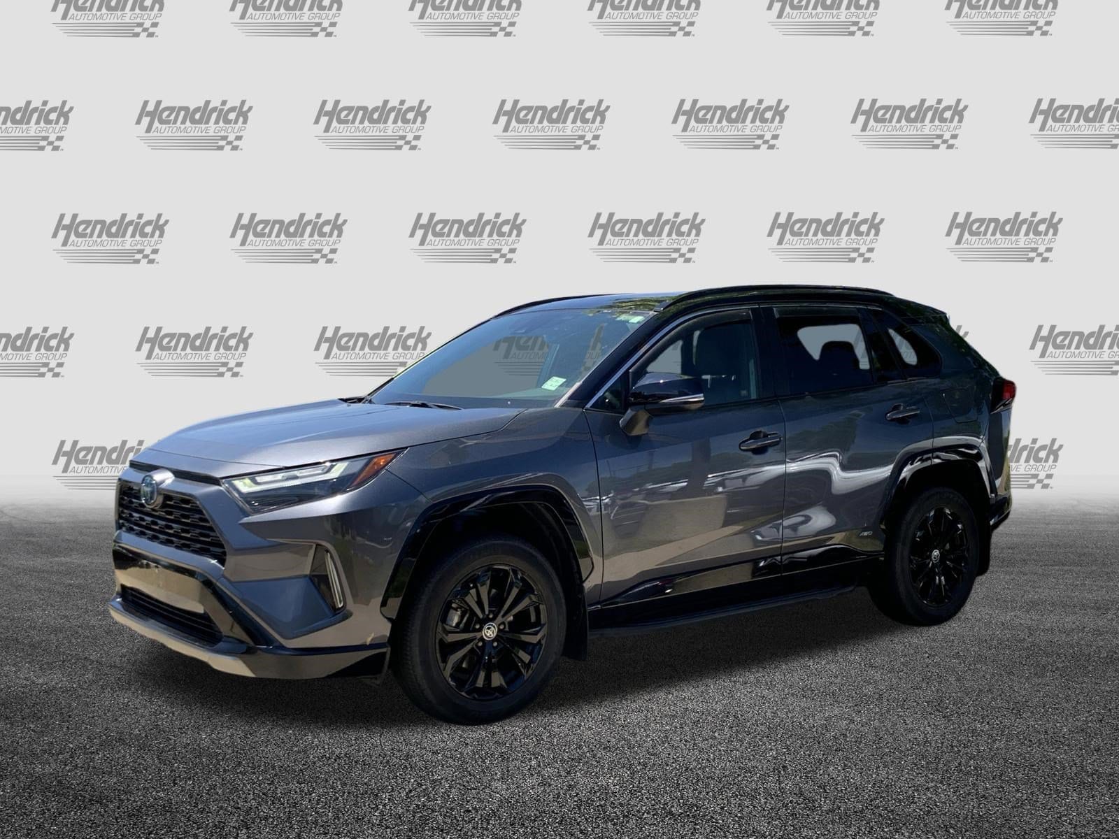 2022 Toyota RAV4 Hybrid XSE photo 2