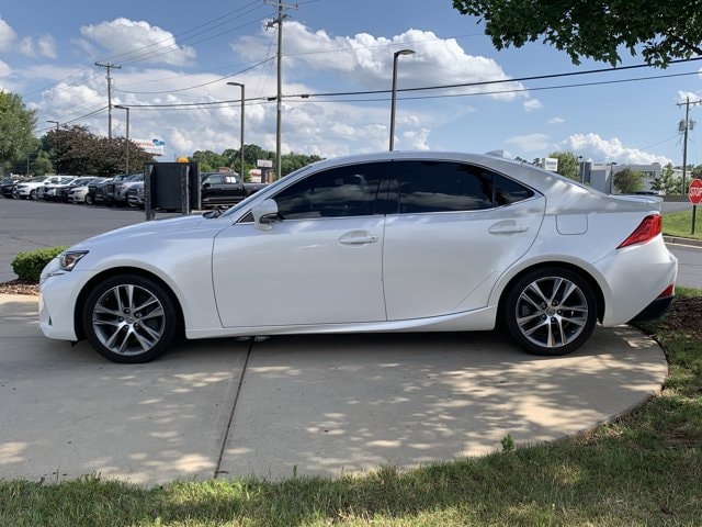 LEXUS IS 300