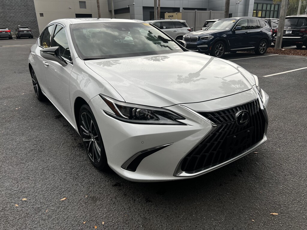 Used 2023 Lexus ES 350 Sedan