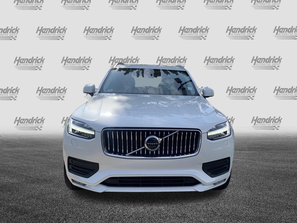 Used 2020 Volvo XC90 Momentum SUV