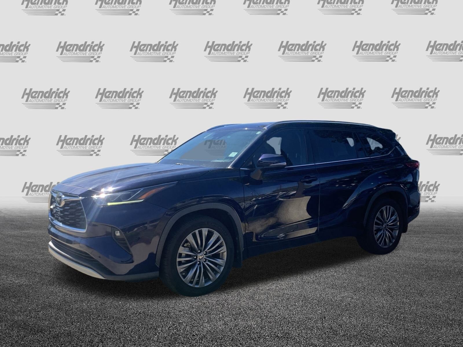 2021 Toyota Highlander Platinum photo 4