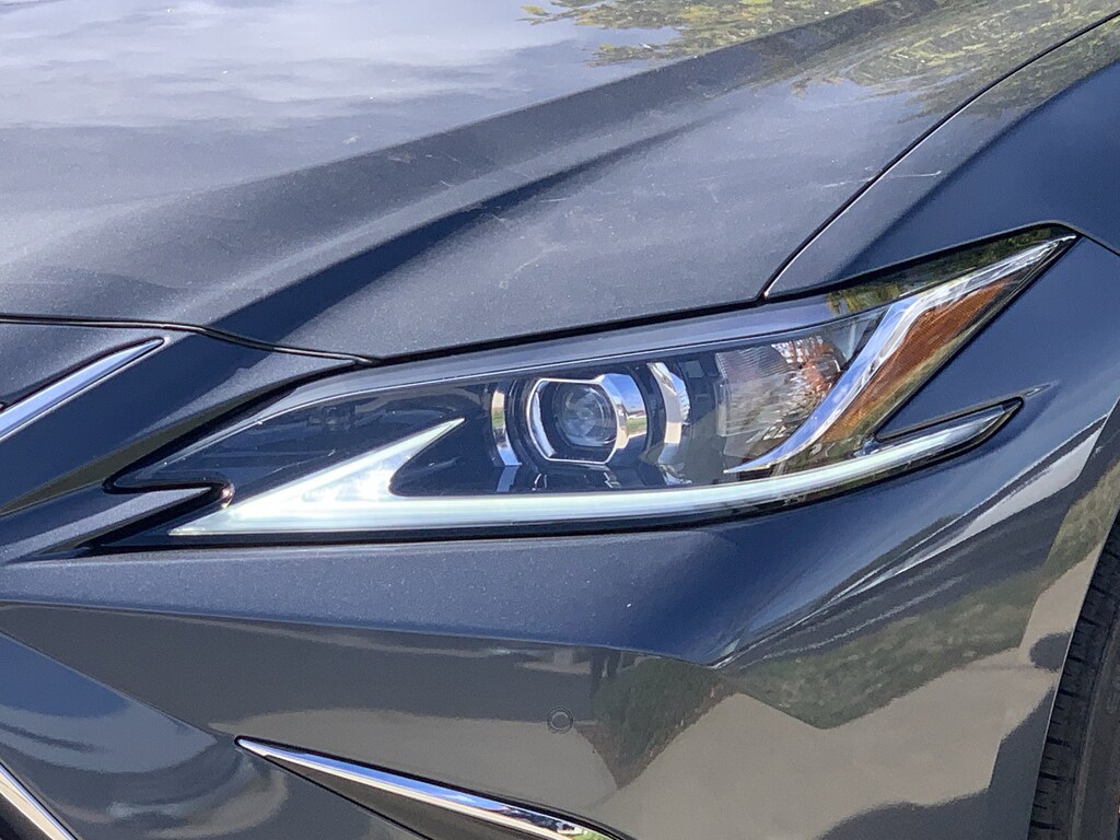 Used 2025 Lexus ES 350 Sedan