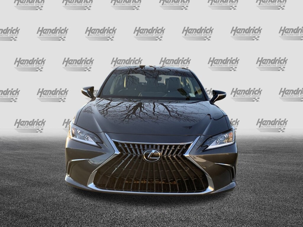 Used 2025 Lexus ES 350 Sedan