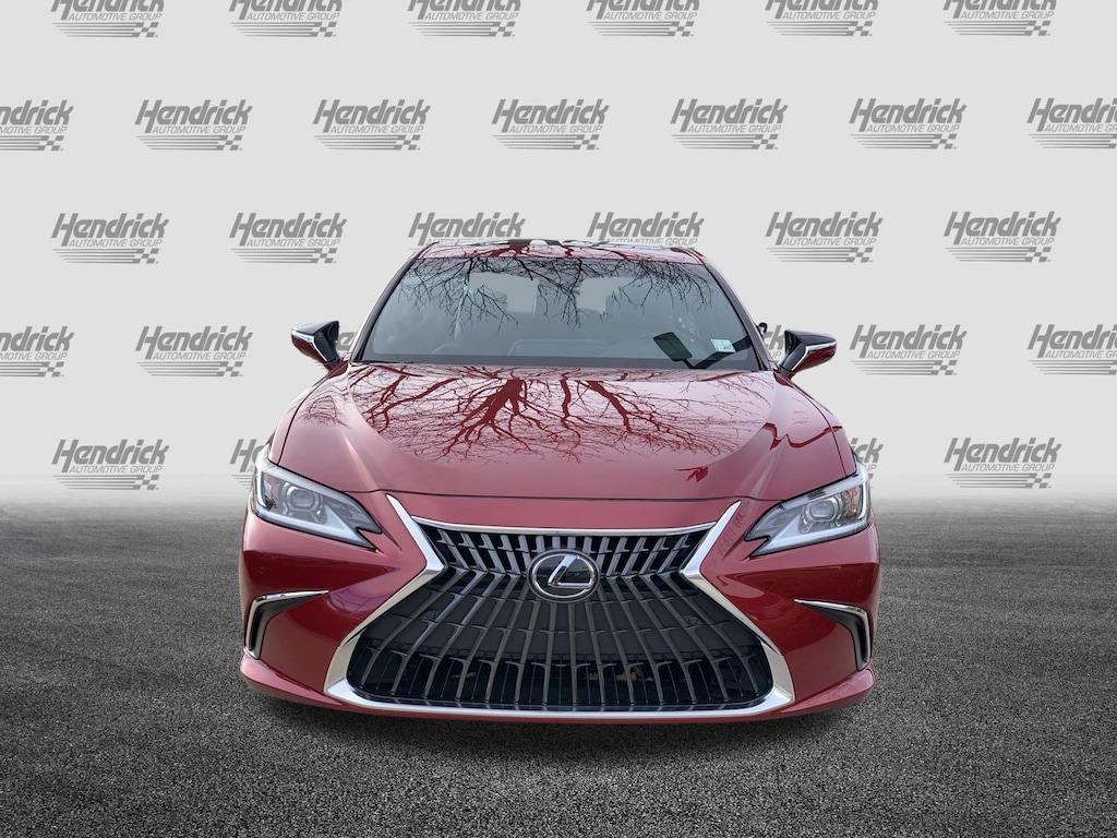 Used 2025 Lexus ES 350 Sedan