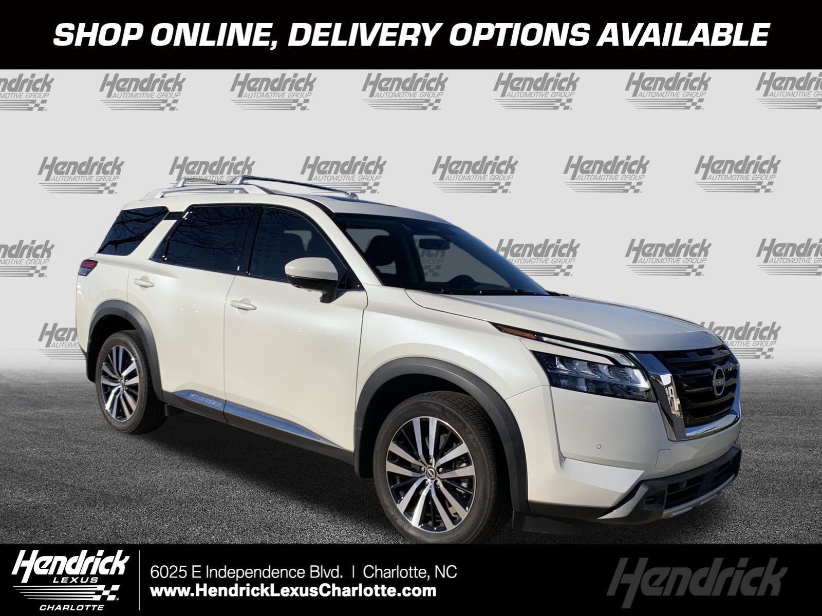 2024 Nissan Pathfinder Platinum's photo