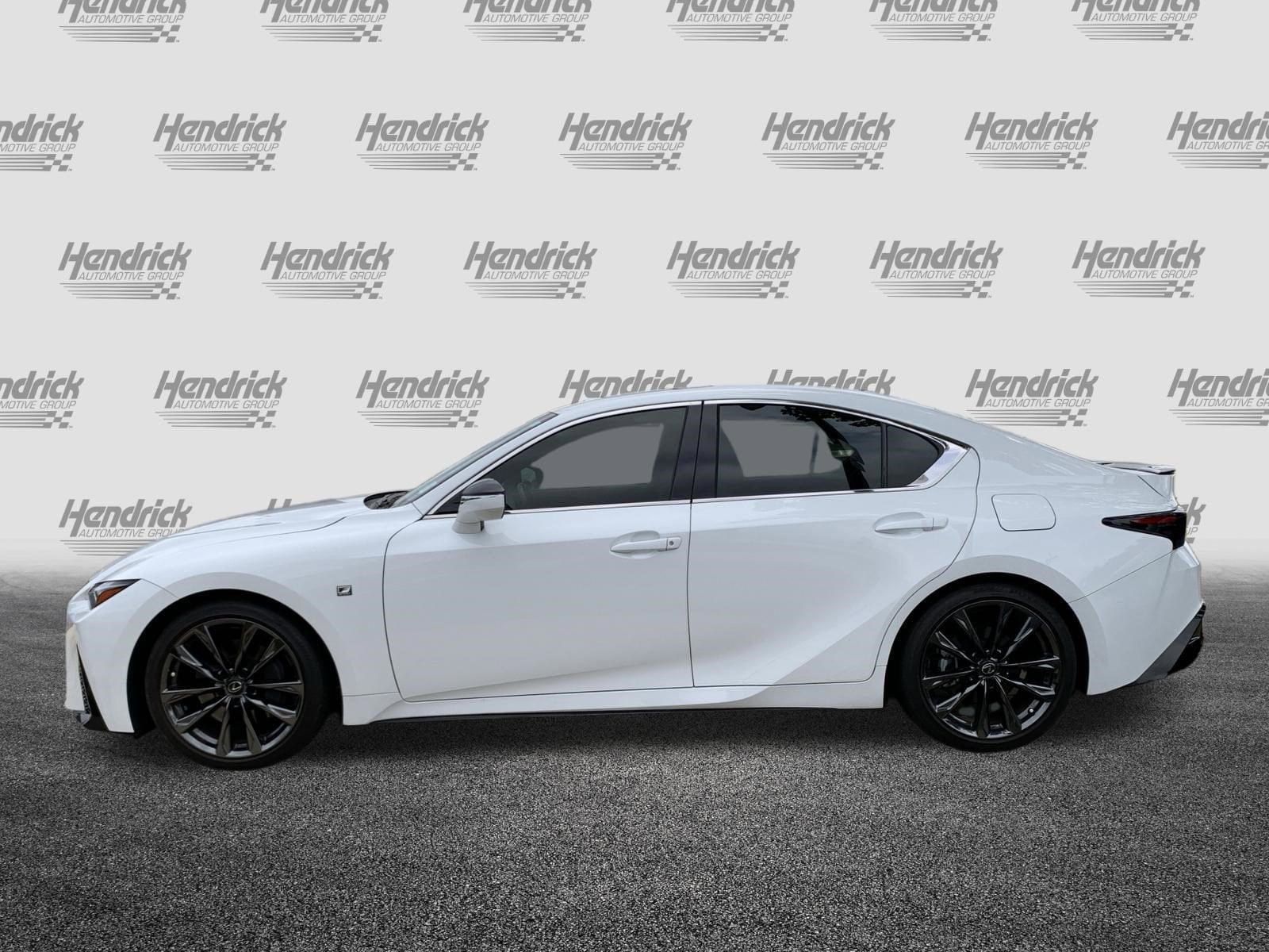 2023 LEXUS IS 350 F SPORT photo 4