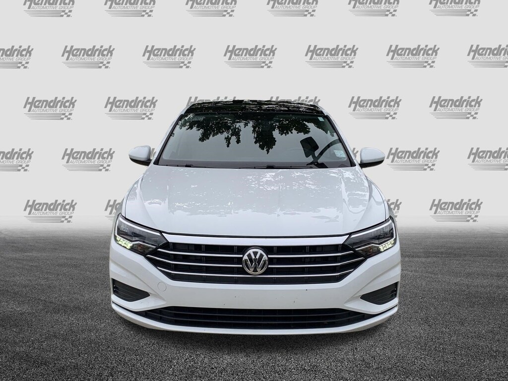Used 2019 Volkswagen Jetta SE Sedan