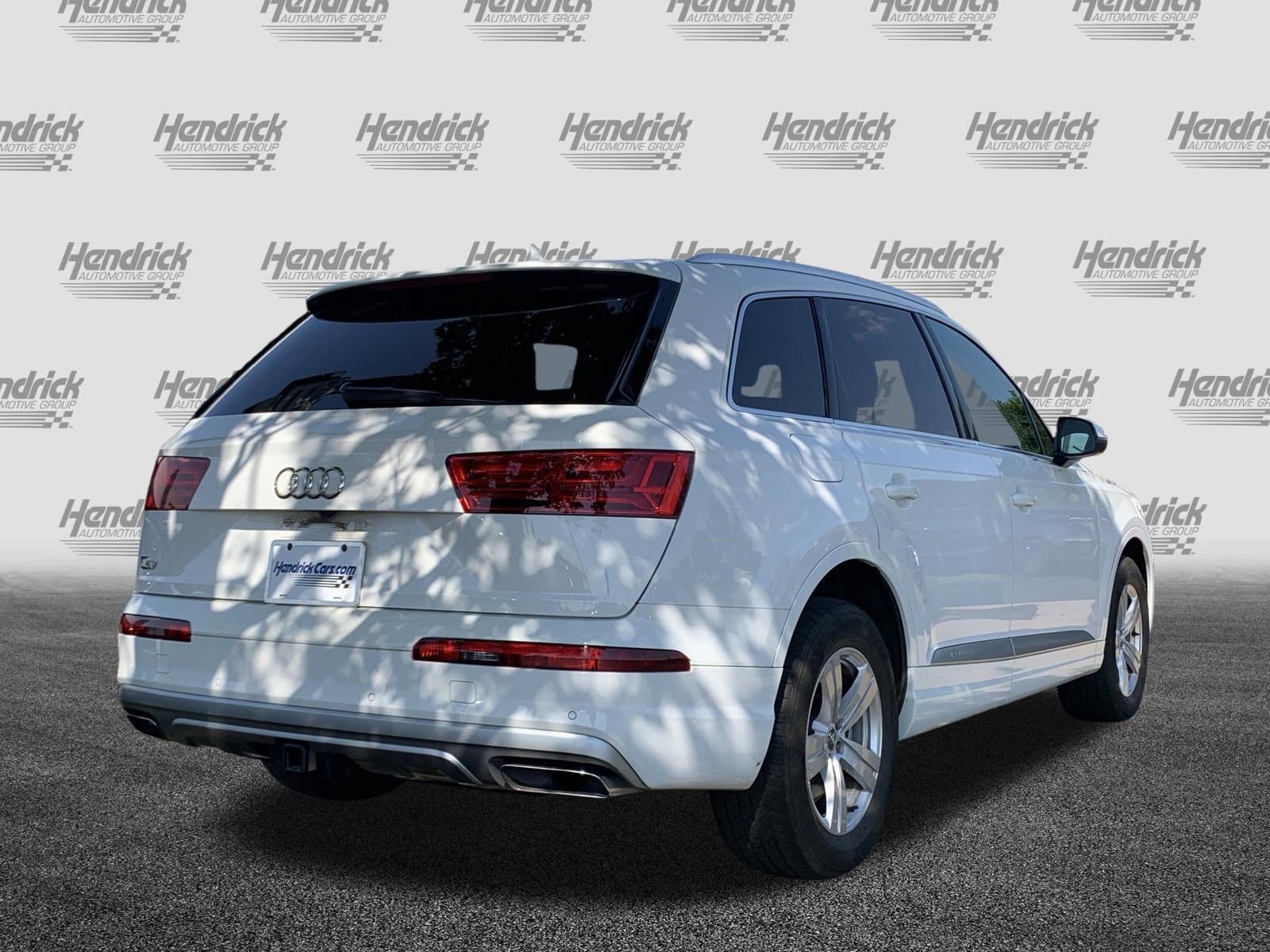 2019 Audi Q7 Premium Plus photo 3