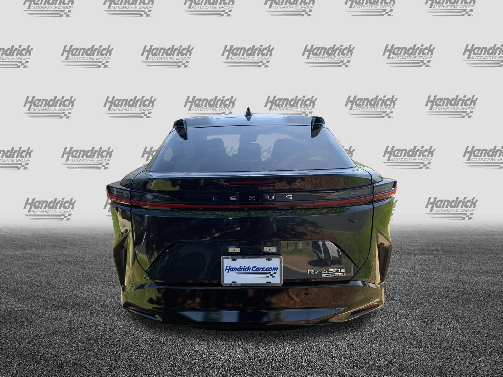 2023 LEXUS RZ 450e 450e Luxury photo 3