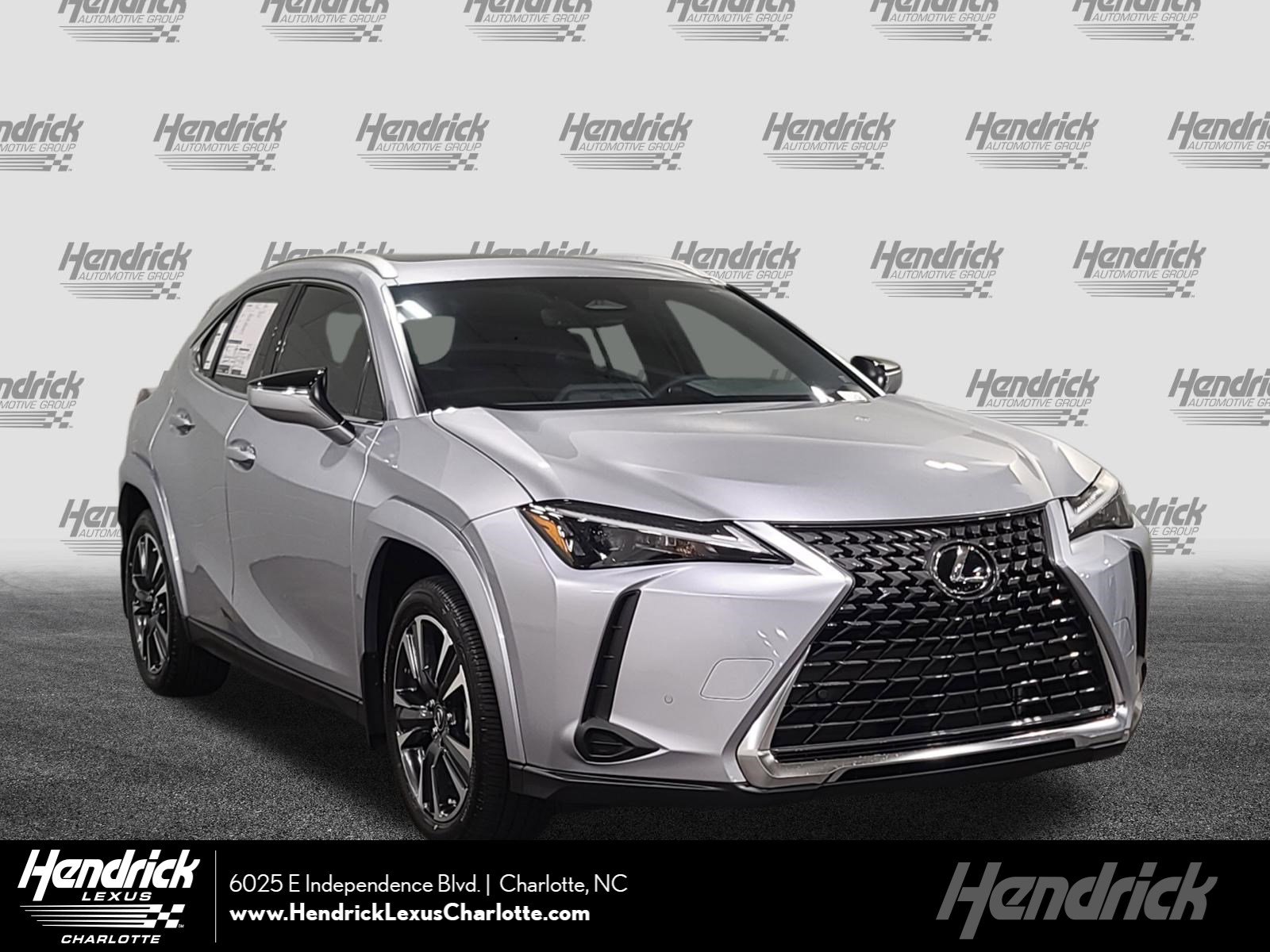 2026 Lexus UX 300h 300h Premium AWD's photo