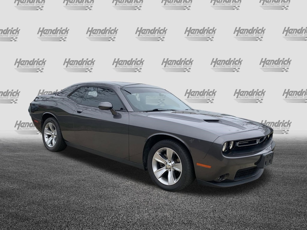 Used 2018 Dodge Challenger SXT Coupe