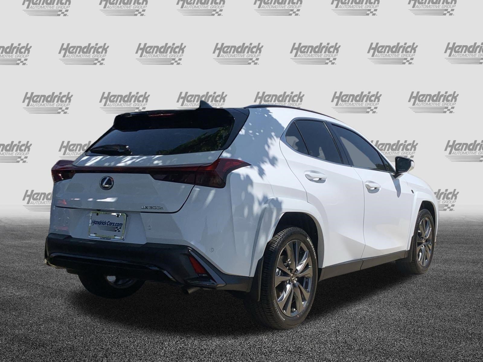 2026 LEXUS UX 300h F SPORT Design photo 3