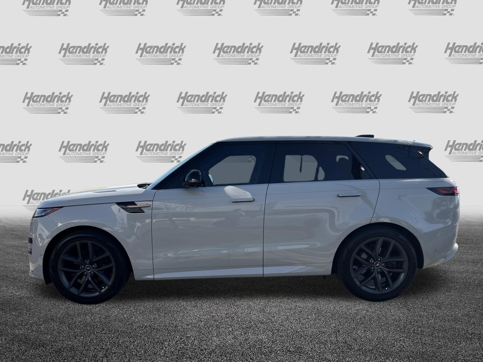 2024 Land Rover Range Rover Sport Dynamic SE photo 4