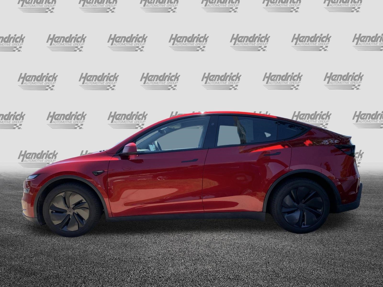 2026 Tesla Model Y Premium photo 4