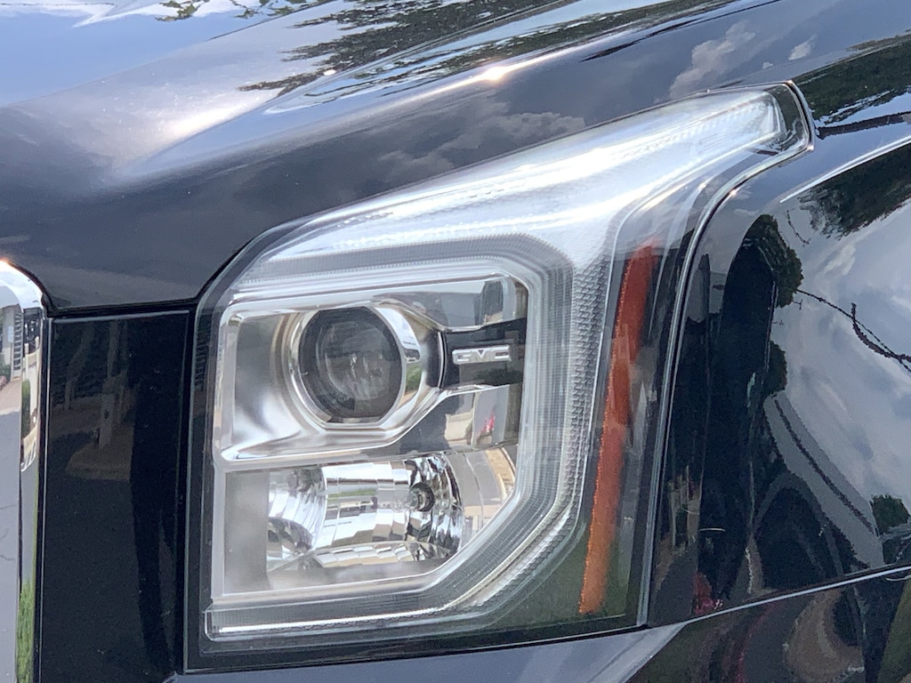 Used 2015 GMC Yukon Denali Premium 4WD SUV