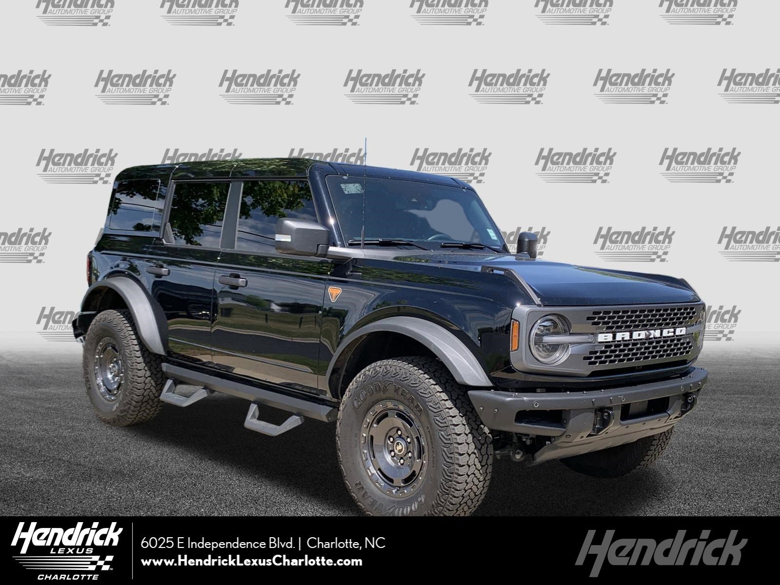 2025 Ford Bronco Badlands 4x4's photo