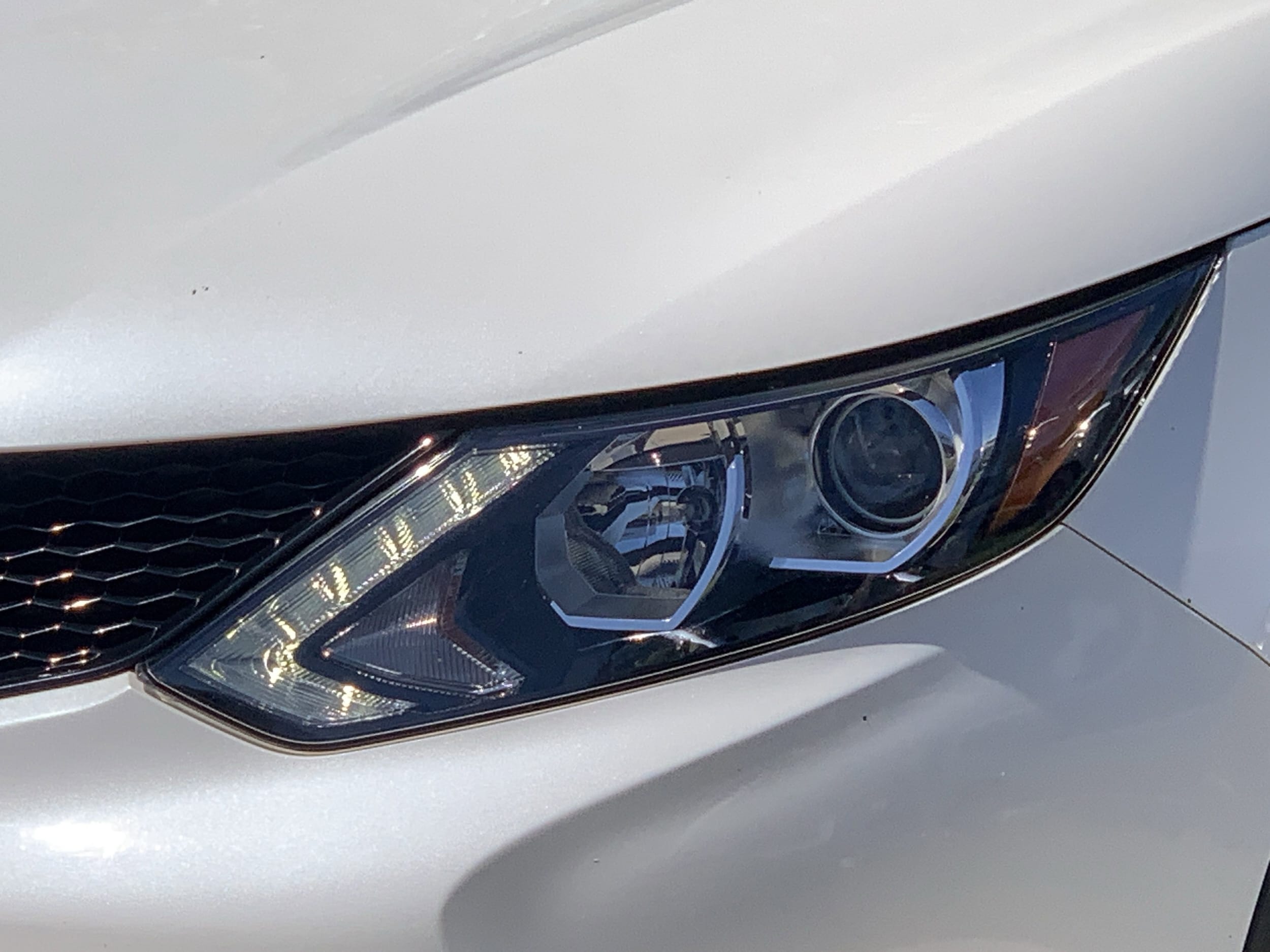 2017 Nissan Rogue Sport SV photo 4