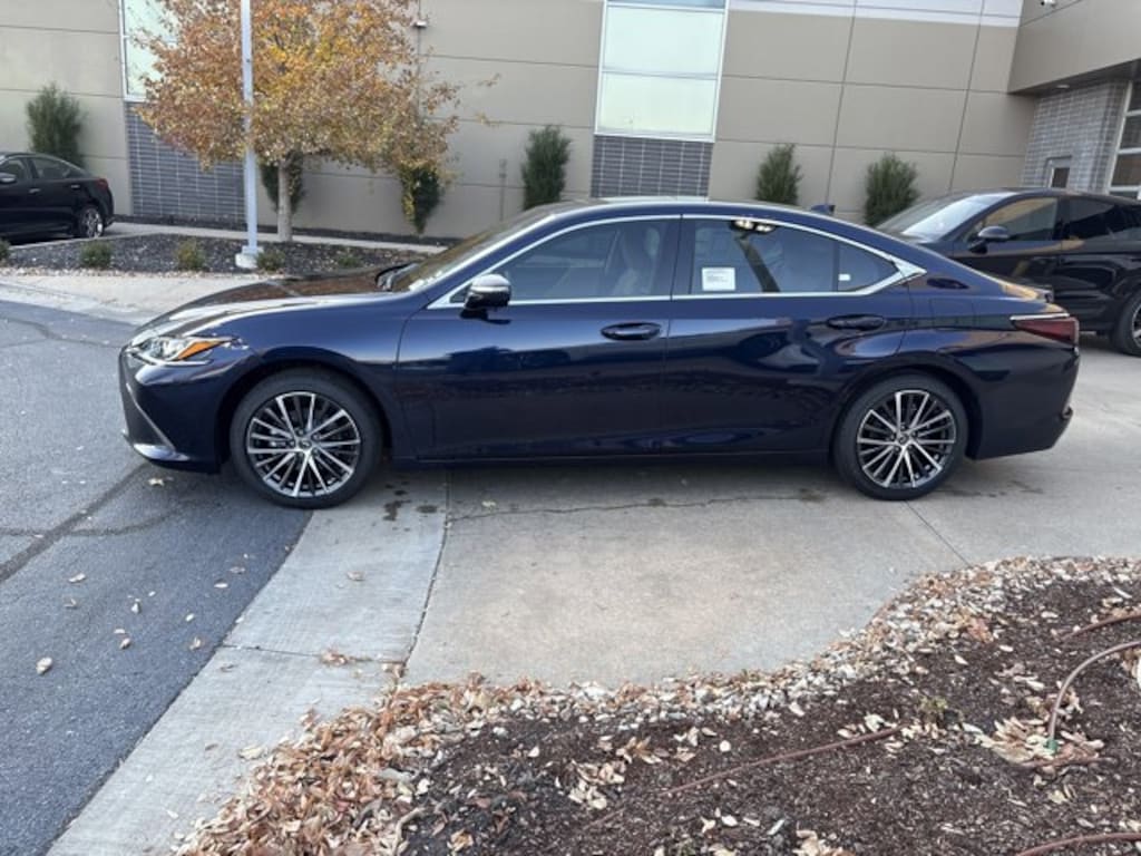 New 2025 Lexus ES ES 350 Sedan