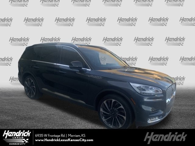 2022 Lincoln Aviator Reserve's photo