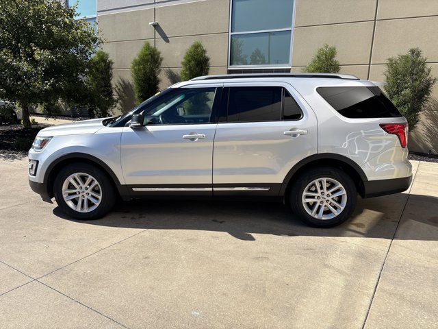 Used 2017 Ford Explorer XLT SUV