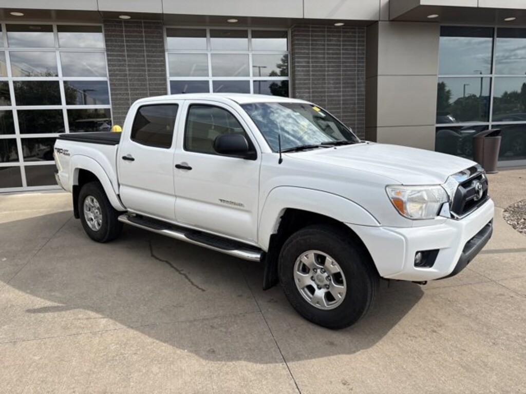 Used 2015 Toyota Tacoma Truck Double Cab