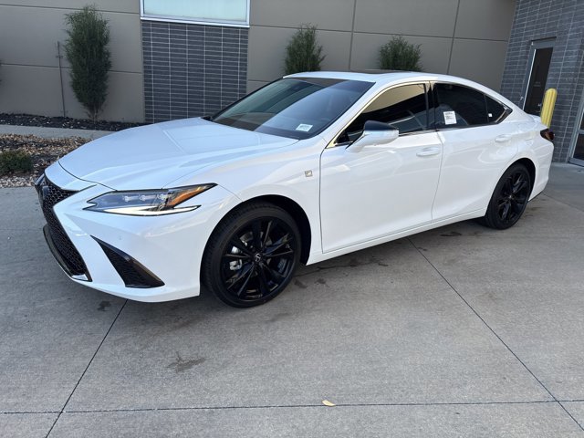 2025 Lexus ES 350 F SPORT Handling photo 4