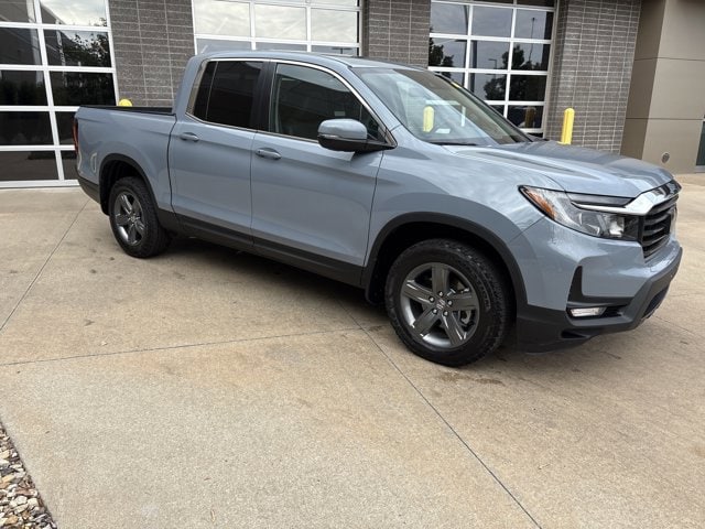 Used 2023 Honda Ridgeline RTL with VIN 5FPYK3F58PB049029 for sale in Kansas City