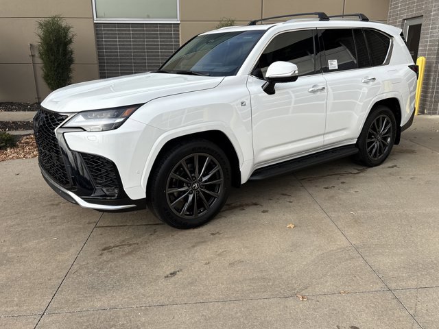 2025 Lexus LX F SPORT Handling photo 3