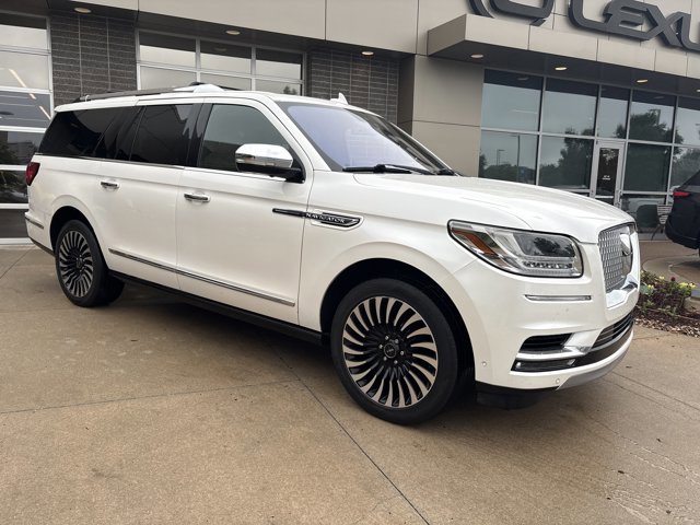 2019 Lincoln Navigator L Black Label 4WD's photo