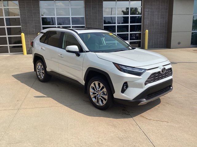 Used 2024 Toyota RAV4 Limited with VIN 2T3N1RFV8RW433262 for sale in Kansas City