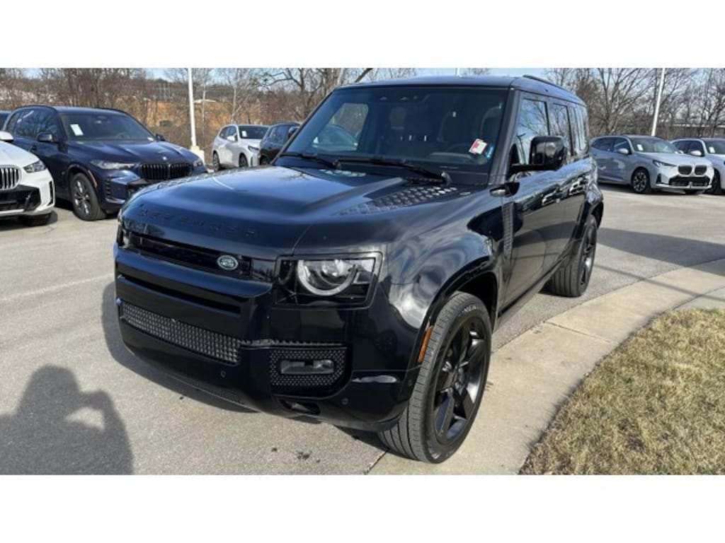 Used 2024 Land Rover Defender X-Dynamic SE SUV