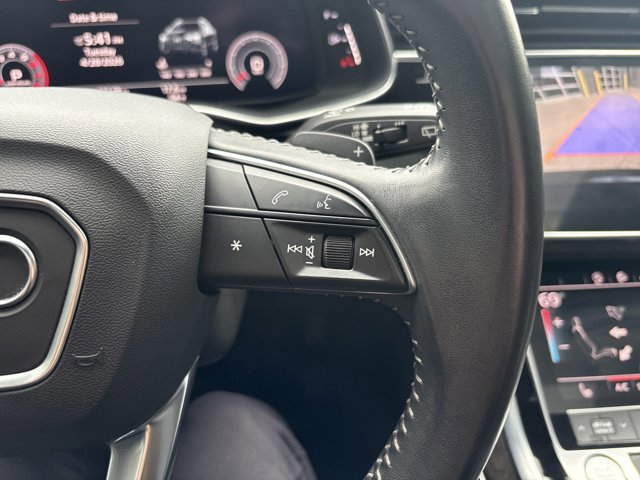 2020 Audi Q8 Premium photo 6