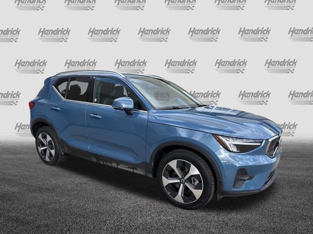 Used 2025 Volvo XC40 Plus with VIN YV4L12UE9S2585256 for sale in Kansas City