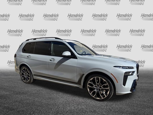 Used 2023 BMW X7 40i with VIN 5UX23EM08P9M81305 for sale in Kansas City