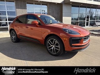 2024 Porsche Macan T SUV
