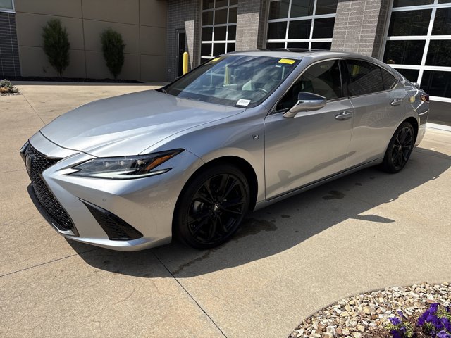 2024 Lexus ES 350 F SPORT Handling photo 4