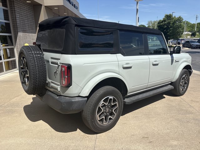 2021 Ford Bronco Outer Banks photo 3
