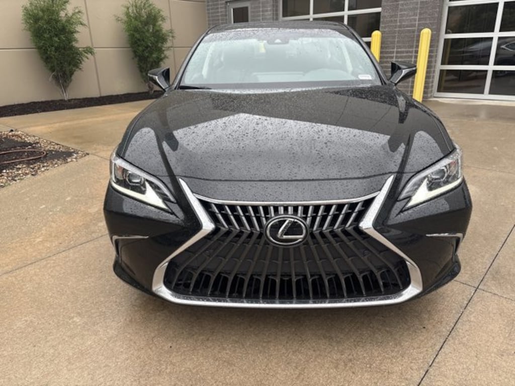 Certified 2025 Lexus ES 350 Sedan
