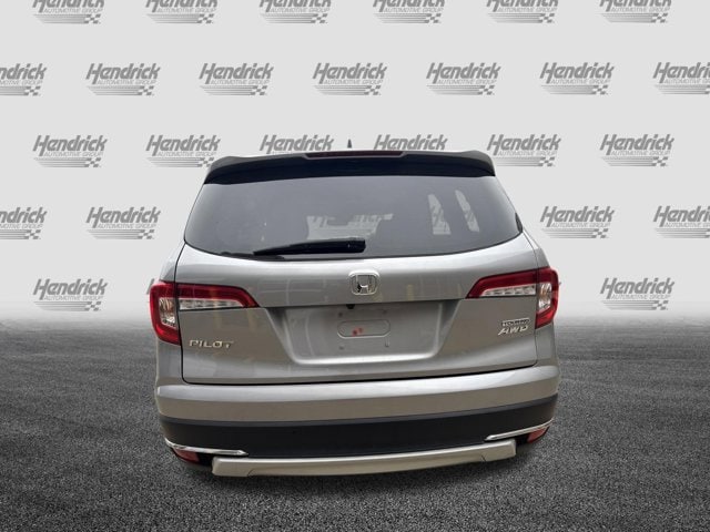 2021 Honda Pilot Touring 8-Passenger photo 3