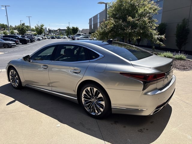 2021 LEXUS LS LS 500 photo 5