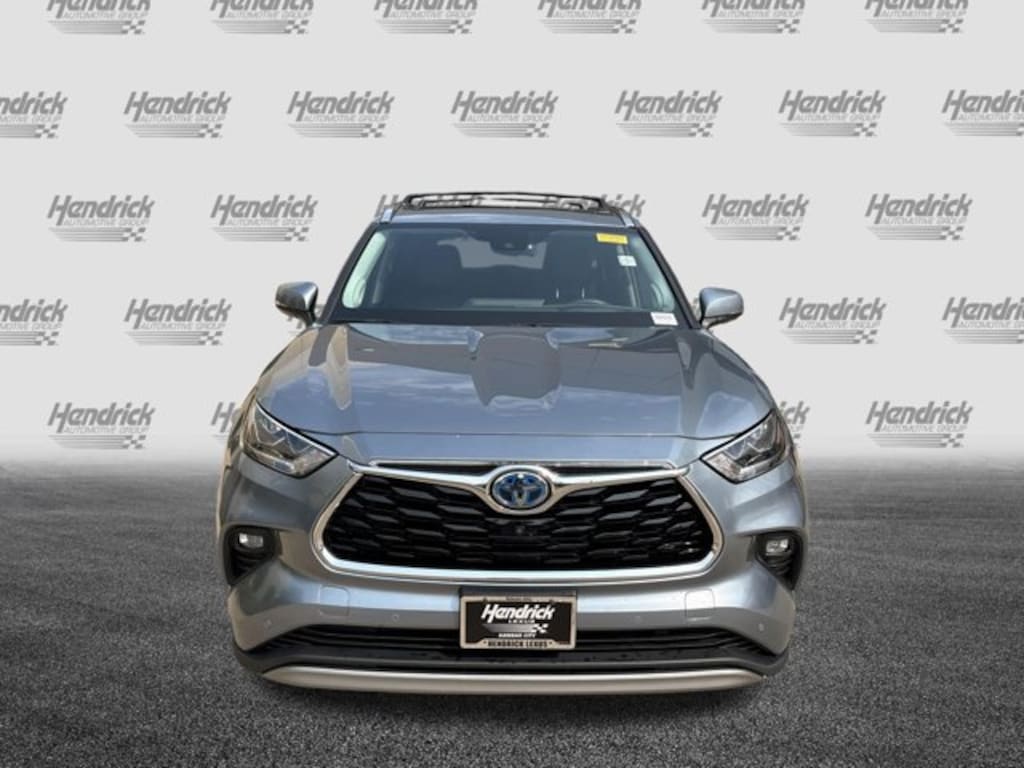 Used 2021 Toyota Highlander Hybrid Platinum SUV