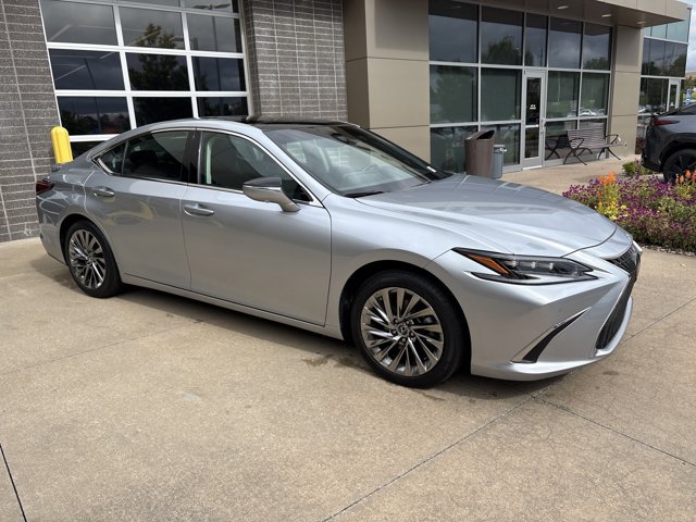 Used 2025 Lexus ES ES 350 Ultra Luxury Sedan