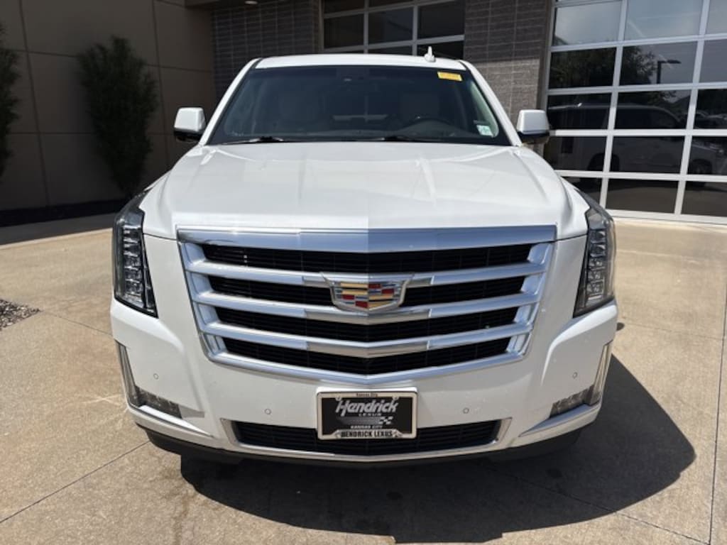Used 2017 CADILLAC Escalade Luxury SUV