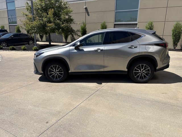 2023 LEXUS NX NX 350 Premium photo 4