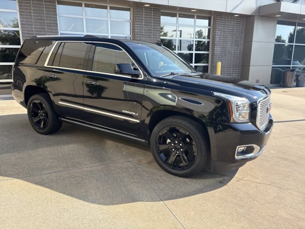 Used 2017 GMC Yukon Denali SUV